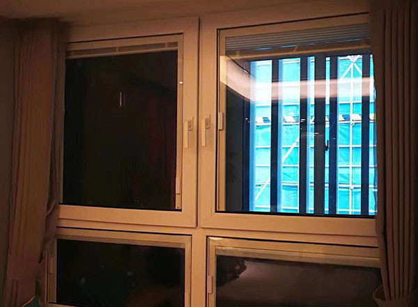 百叶玻璃
